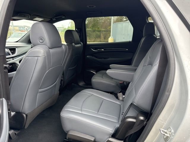 Used 2022 Buick Enclave Essence w/ Sport Touring Edition image 72