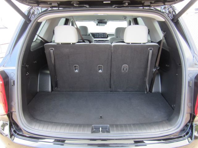 Used 2025 Hyundai Palisade SEL image 25