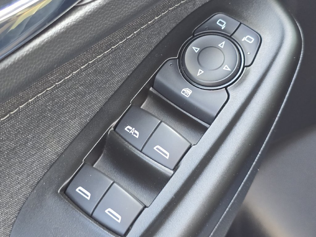 Used 2022 Chevrolet TrailBlazer ACTIV FWD image 23