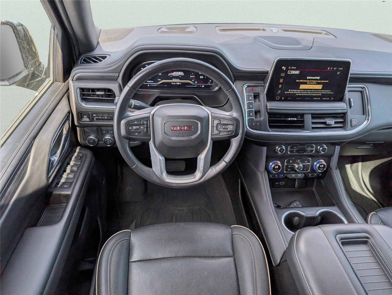 Used 2023 GMC Yukon SLT image 28