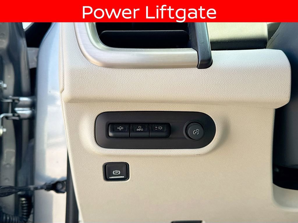 Used 2024 GMC Terrain Denali w/ Denali Premium Package AWD/4WD image 18