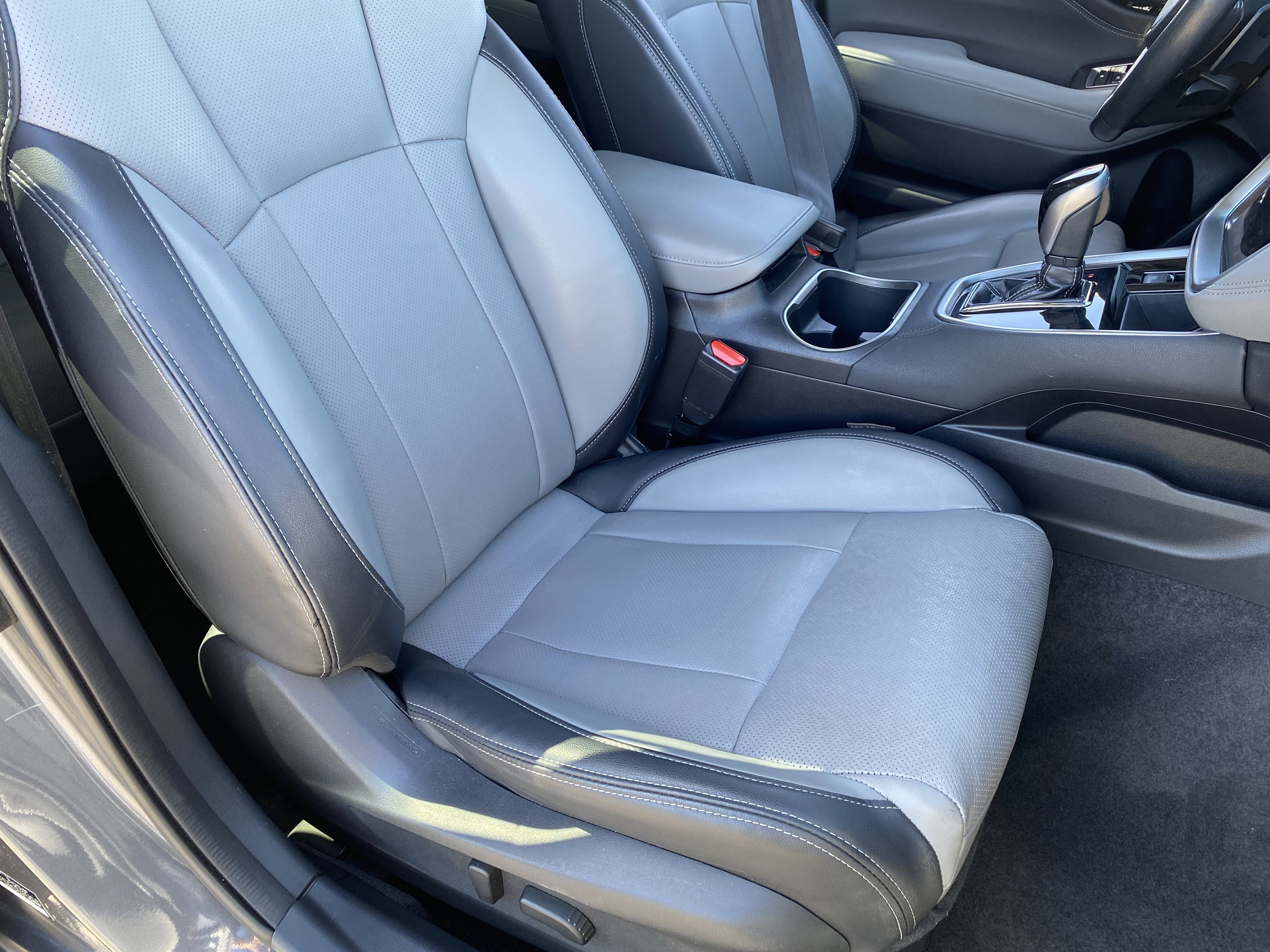 Used 2021 Subaru Outback Limited AWD/4WD image 10