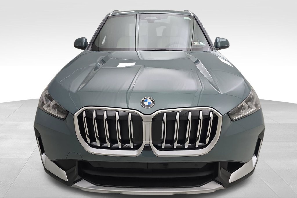 New 2027 BMW X1 xDrive28i AWD/4WD image 3
