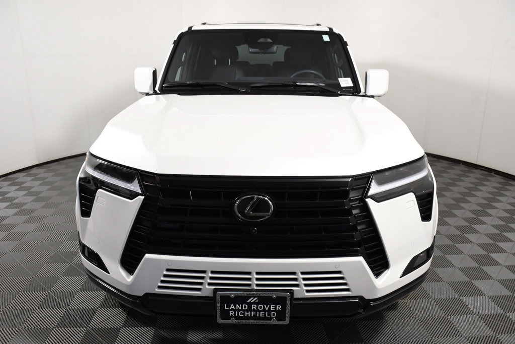 Used 2025 Lexus GX 550 w/ Cold Area Package AWD/4WD image 10