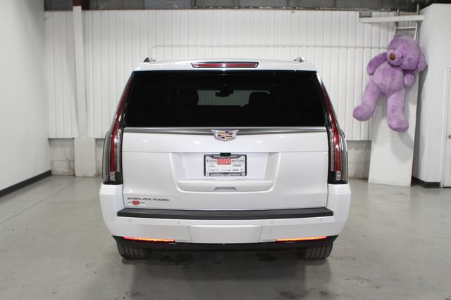 Used 2018 Cadillac Escalade ESV Luxury AWD/4WD image 32