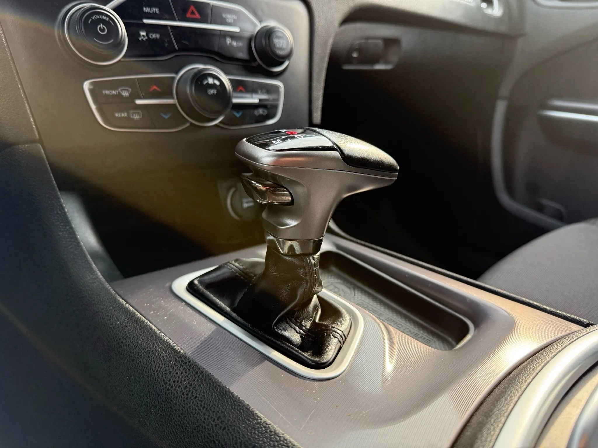 Used 2022 Dodge Charger SXT image 27