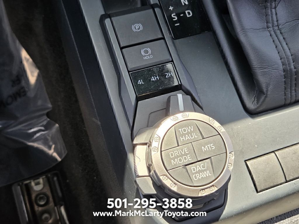 Used 2025 Toyota Tacoma TRD Off-Road AWD/4WD image 20