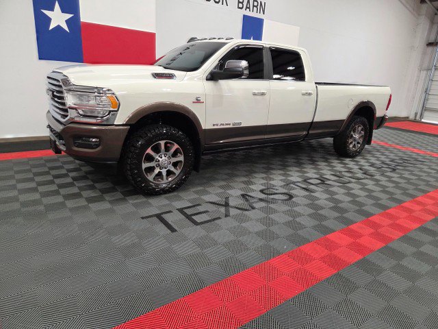 Used 2022 RAM 3500 Limited AWD/4WD image 2