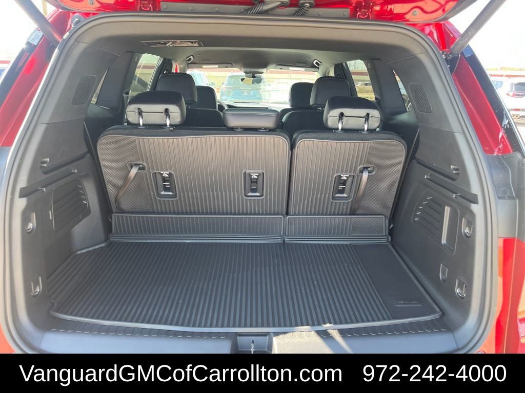 New 2026 GMC Acadia AT4 w/ LPO, Floor Liner Package image 24