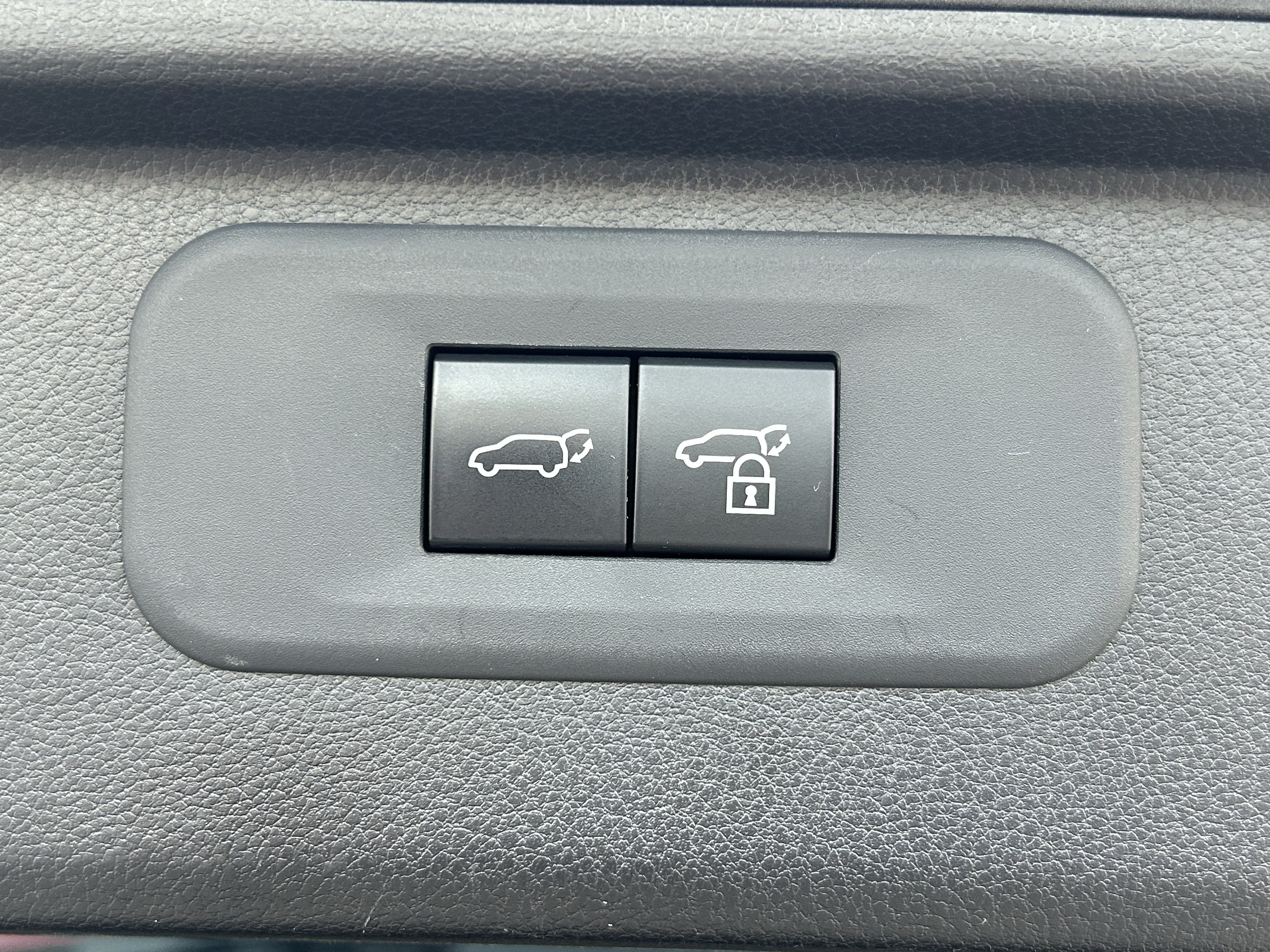Used 2025 Toyota Grand Highlander AWD Hybrid image 24