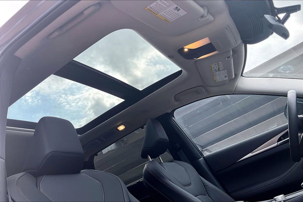 New 2026 INFINITI QX60 Luxe w/ Cargo Package image 33