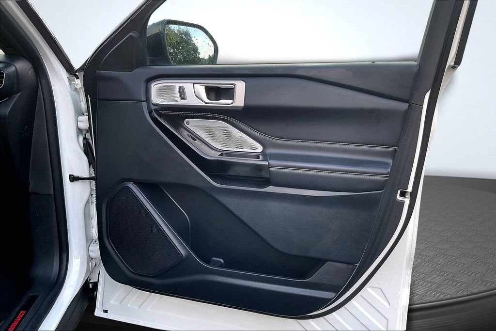 Used 2021 Ford Explorer ST w/ Equipment Group 401A AWD/4WD image 29