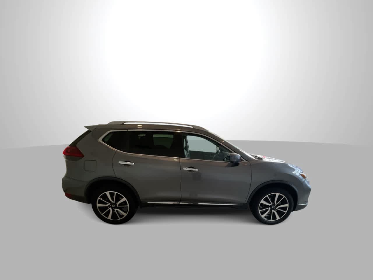 Used 2019 Nissan Rogue SL AWD/4WD image 9