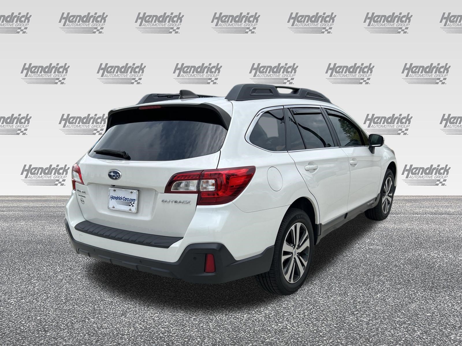 Used 2019 Subaru Outback 2.5i Limited AWD/4WD image 11