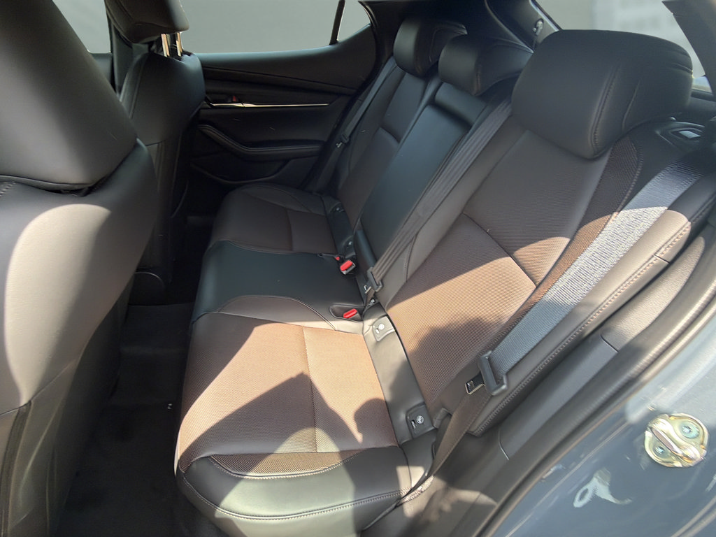 New 2026 MAZDA MAZDA3 2.5 S Hatchback w/ Premium Pkg FWD image 29