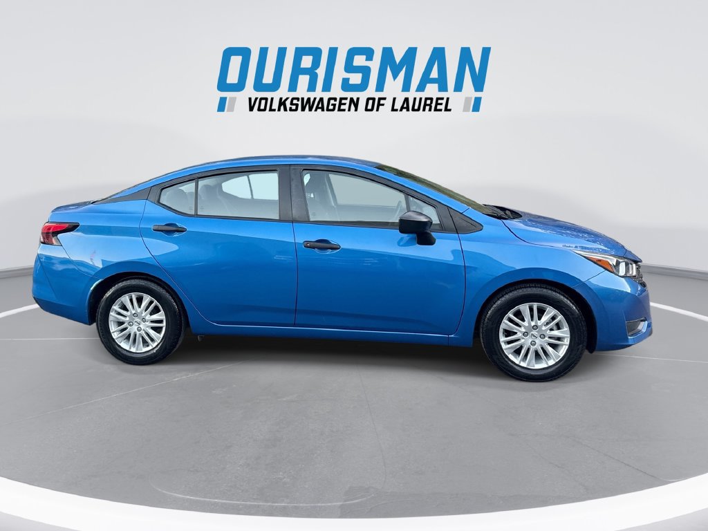 Used 2024 Nissan Versa S FWD image 9