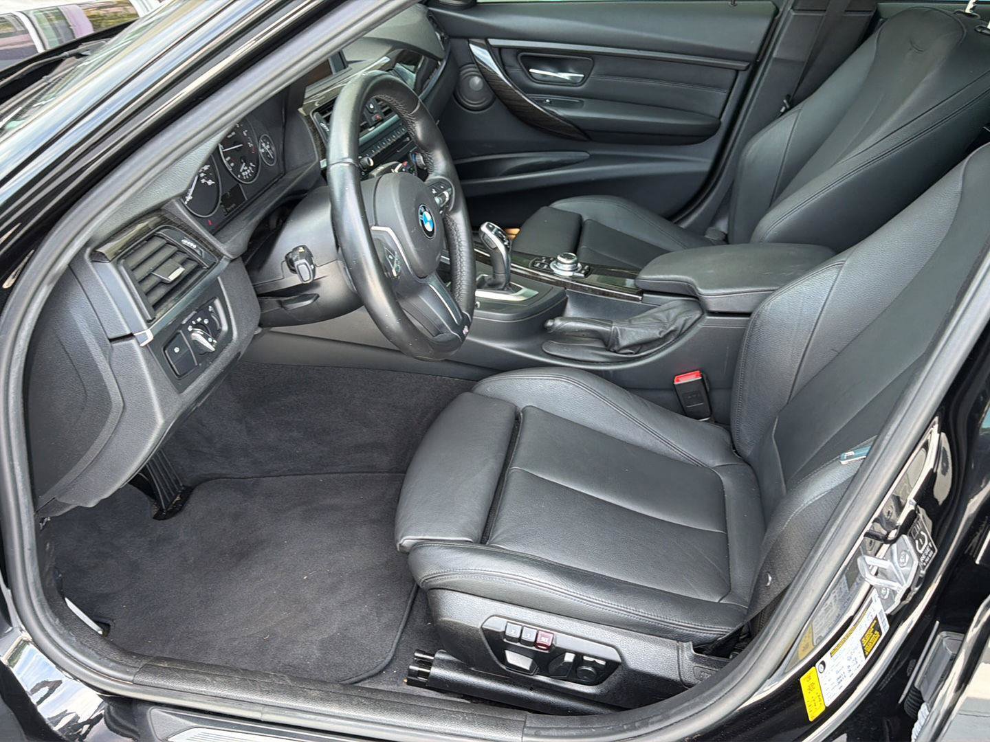 Used 2015 BMW 335i Sedan RWD image 10