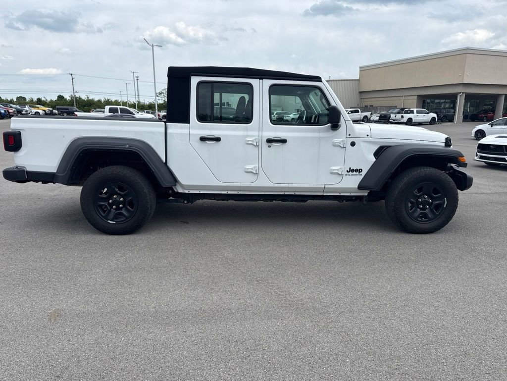Used 2024 Jeep Gladiator Sport AWD/4WD image 4