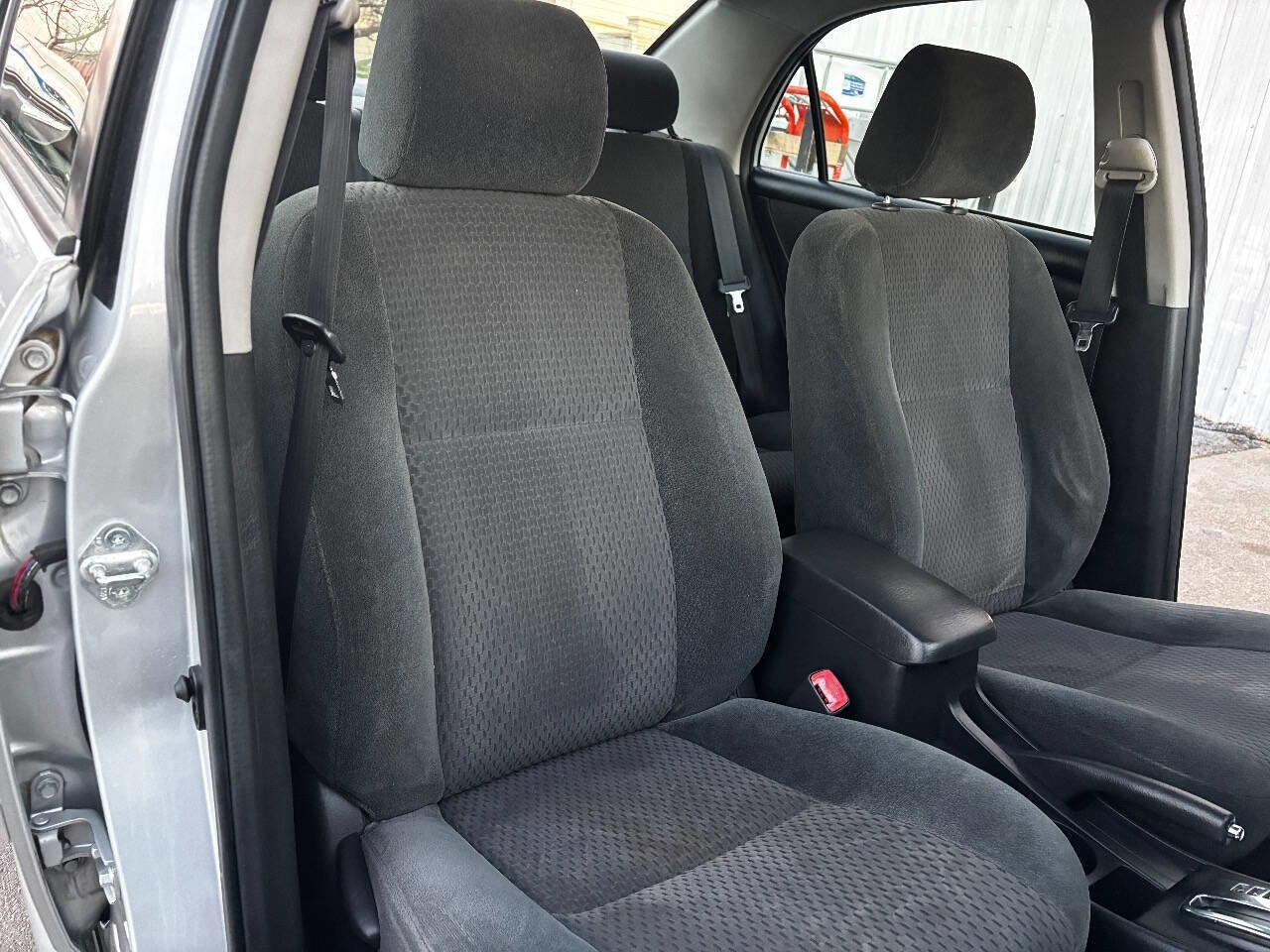 Used 2006 Toyota Corolla S image 28