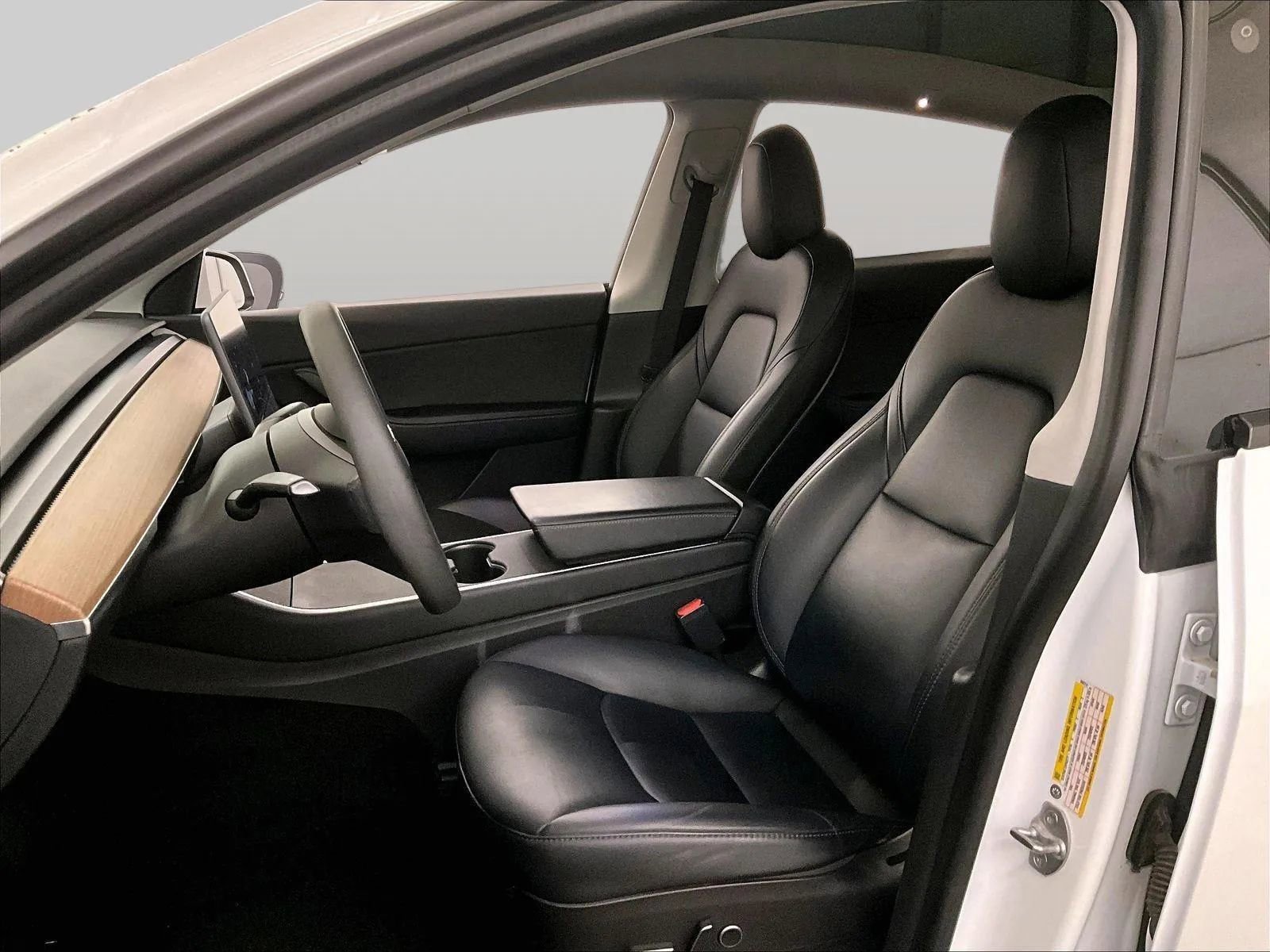 Used 2021 Tesla Model Y Long Range image 24