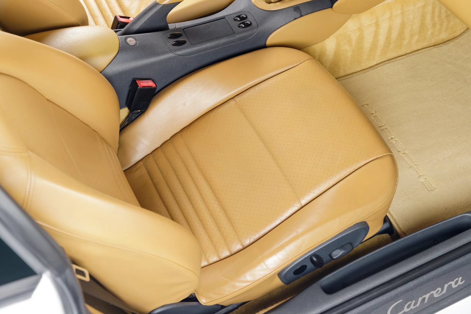 Used 1999 Porsche 911 GT3 RS image 96