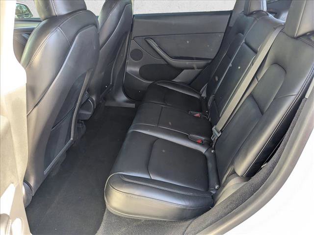 Used 2023 Tesla Model Y Long Range image 18
