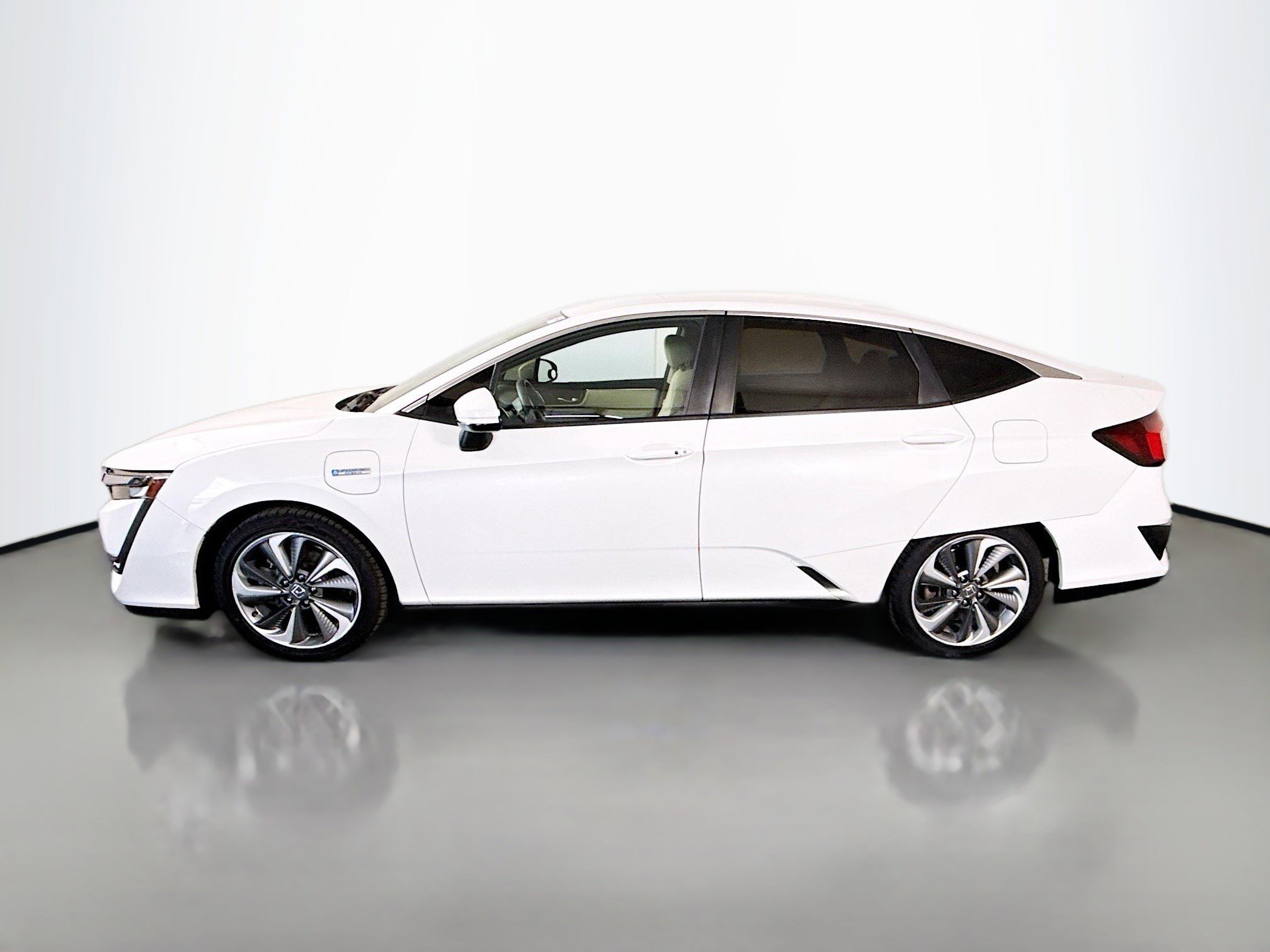 Used 2021 Honda Clarity Plug-In Hybrid image 6