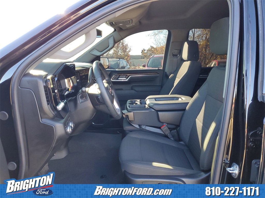 Used 2025 GMC Sierra 1500 Elevation image 9