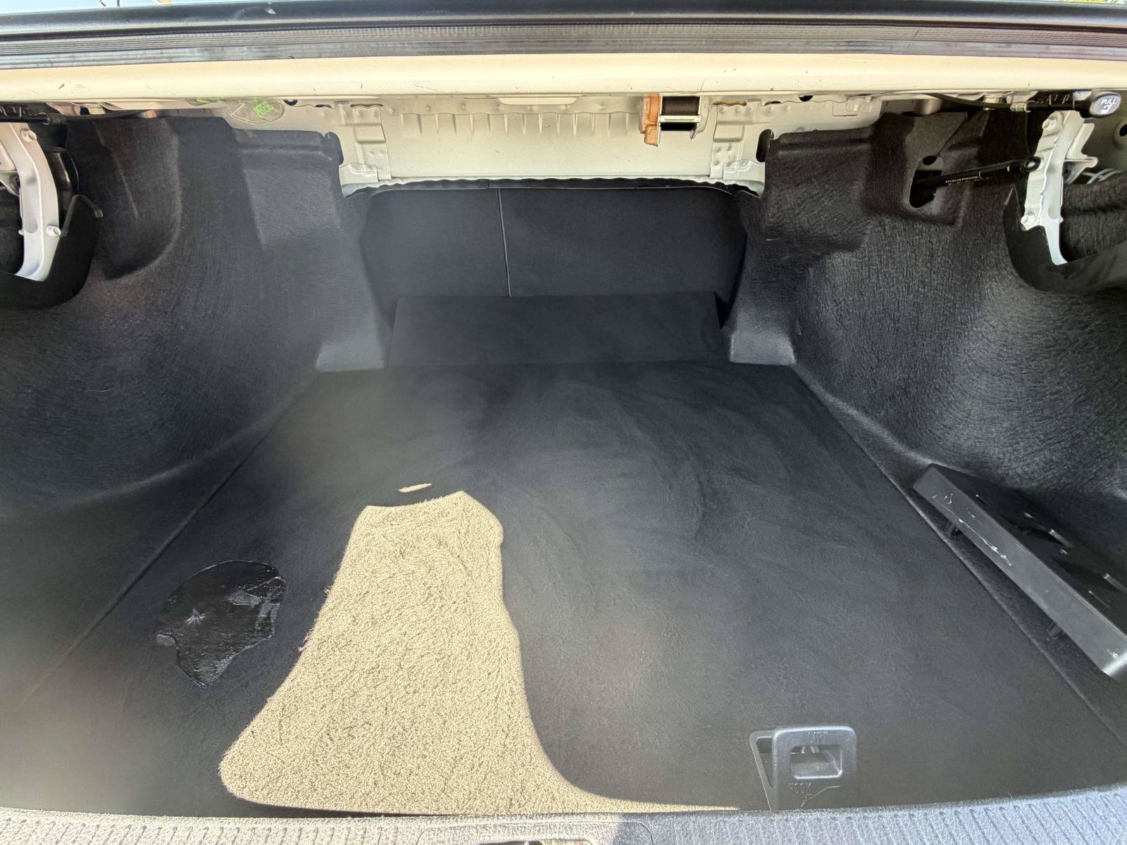 Used 2024 Toyota Camry SE FWD image 32