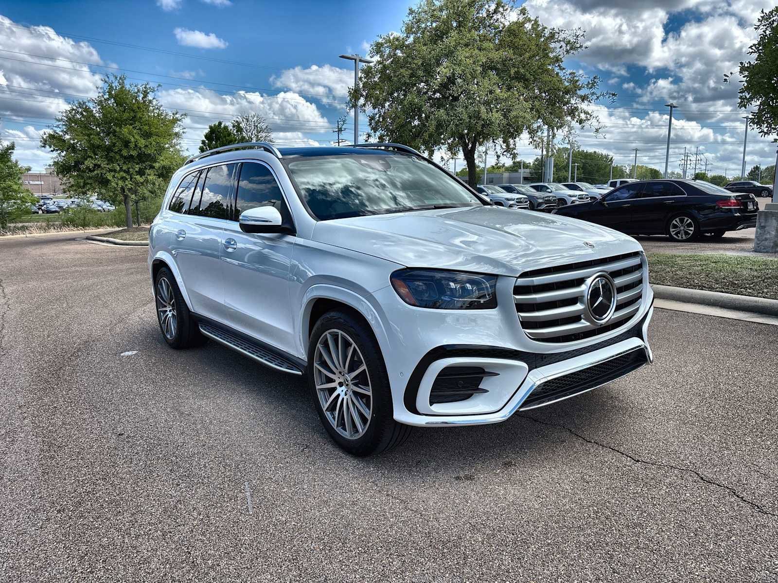 New 2026 Mercedes-Benz GLS 450 4MATIC image 11