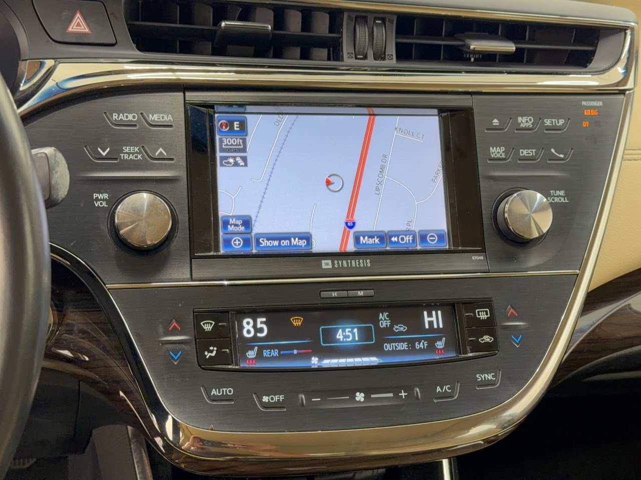 Used 2014 Toyota Avalon Limited FWD image 22