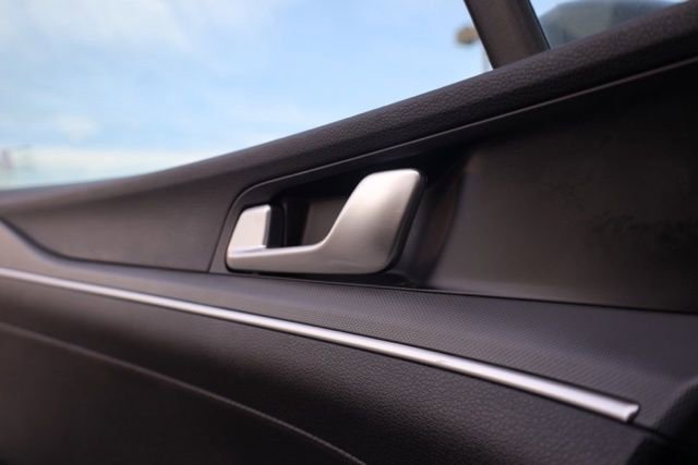 Used 2023 Kia K5 GT-Line image 25