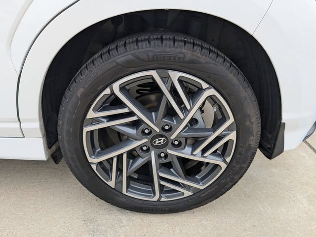 Used 2022 Hyundai Kona N Line w/ Tech Package FWD image 9