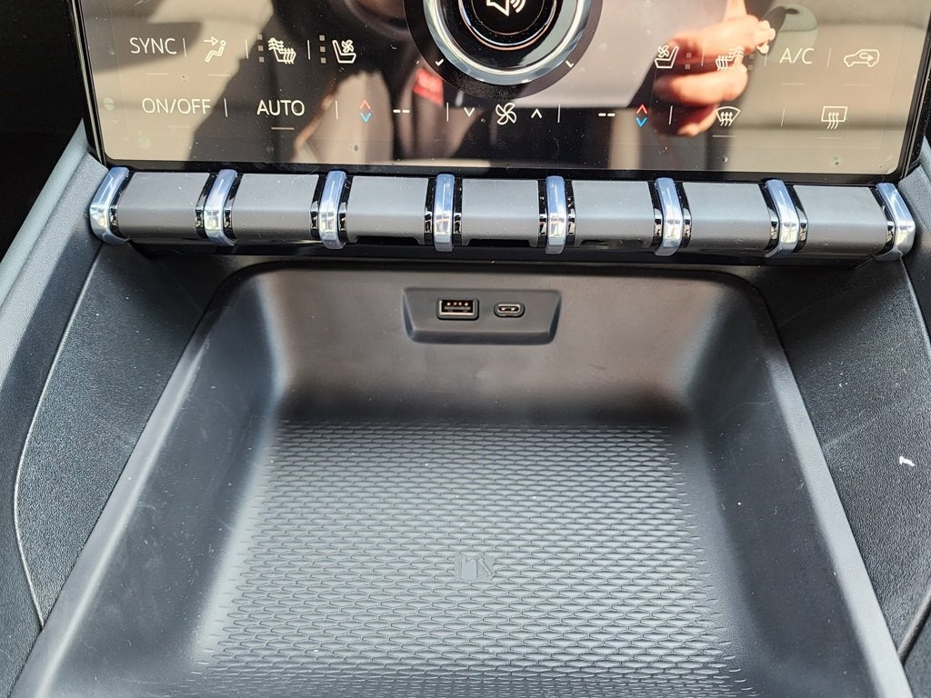 New 2026 GMC Terrain AT4 w/ Convenience Package III image 31