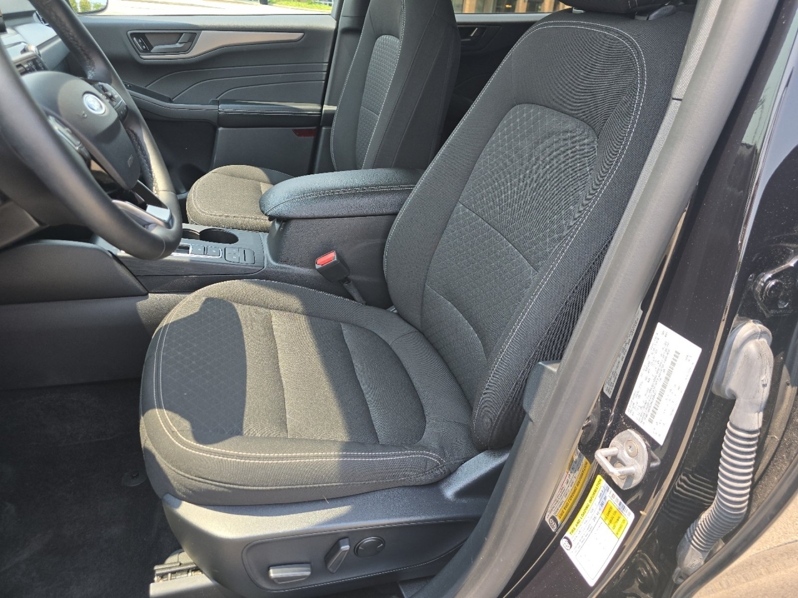Used 2024 Ford Escape Active w/ Cold Weather Package FWD image 21
