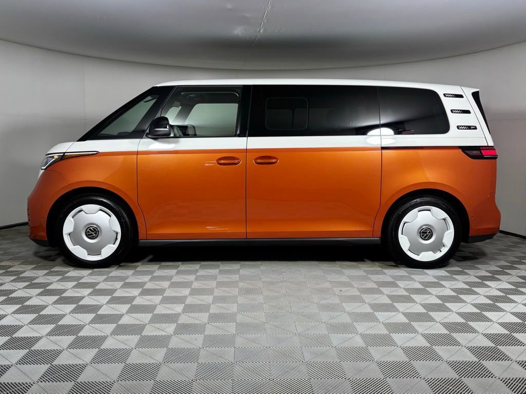 New 2025 Volkswagen ID. Buzz 1st Edition image 4