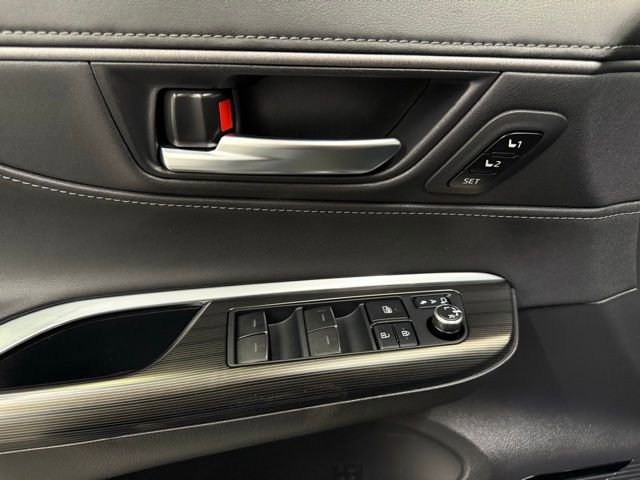 Certified 2021 Toyota Venza Limited w/ Advanced Technology Package AWD/4WD image 11