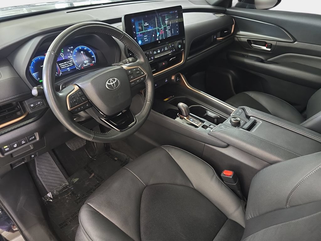 Used 2024 Toyota Grand Highlander AWD Hybrid image 19