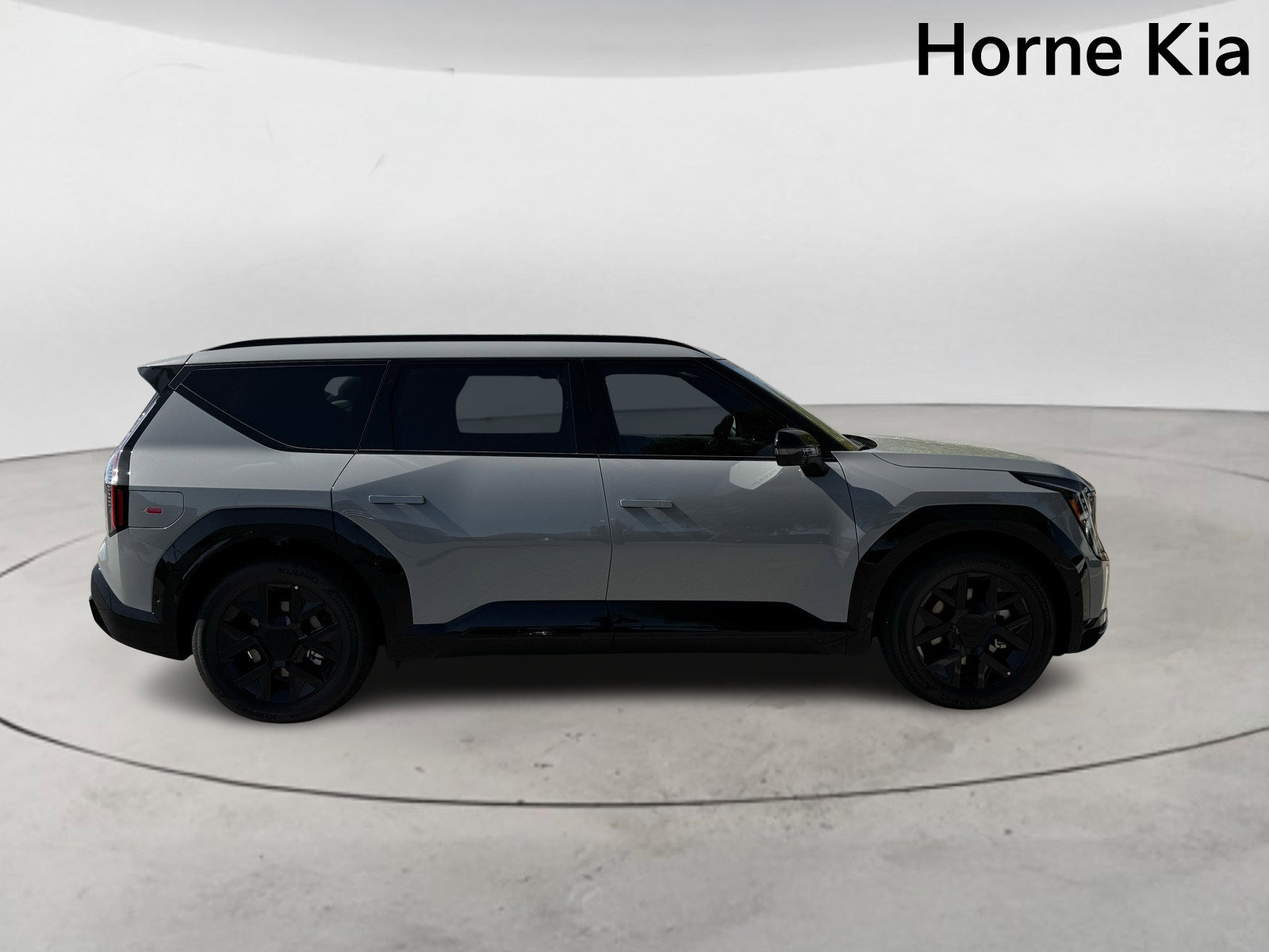 New 2026 Kia EV9 Land w/ Nightfall Edition Package image 3