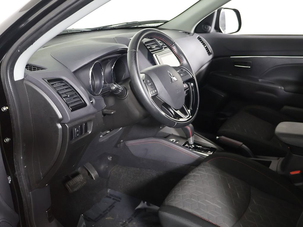 Used 2024 Mitsubishi Outlander Sport LE AWD/4WD image 20