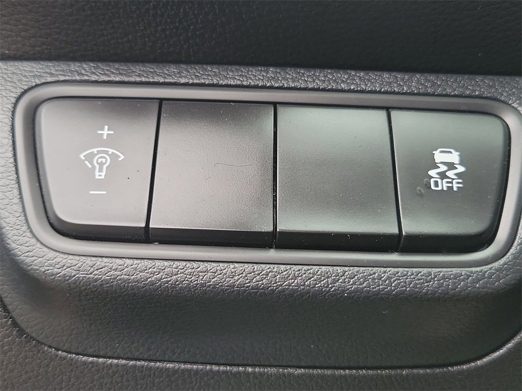 Used 2023 Kia Forte LXS image 13