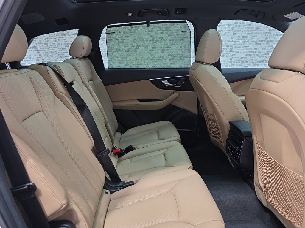 Used 2023 Audi Q7 3.0T Prestige w/ Prestige Package image 12