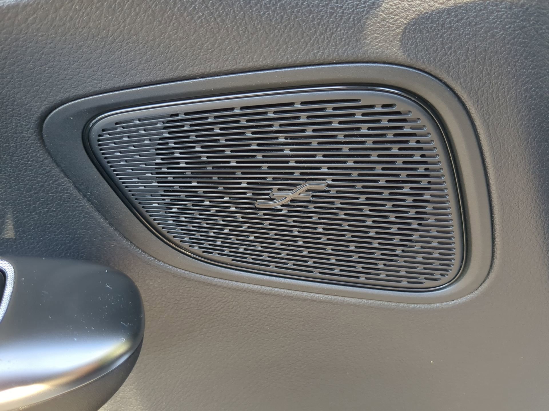 Used 2026 Mercedes-Benz GLC 300 image 48