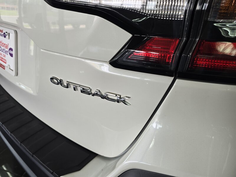 Used 2022 Subaru Outback Premium AWD/4WD image 34