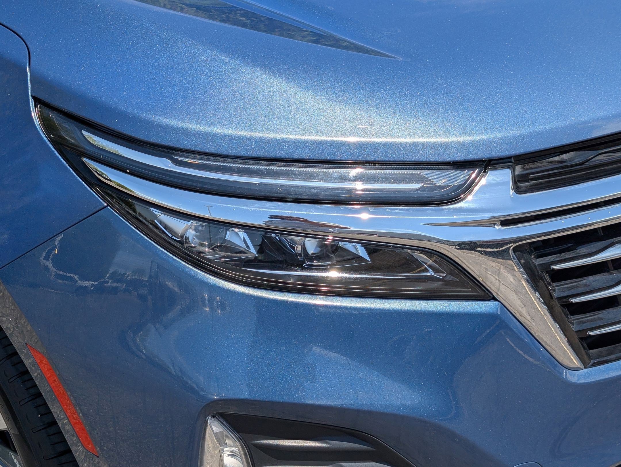 Used 2024 Chevrolet Equinox Premier AWD/4WD image 10