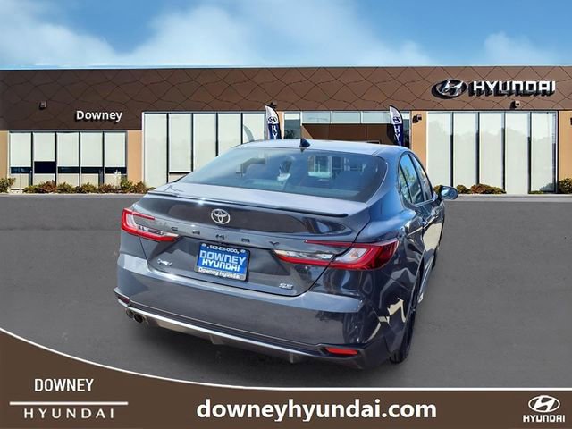 Used 2025 Toyota Camry SE FWD image 4
