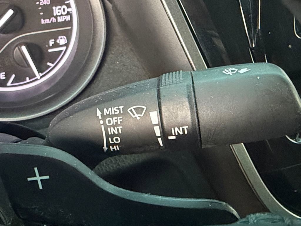 Used 2024 Toyota Camry SE FWD image 22