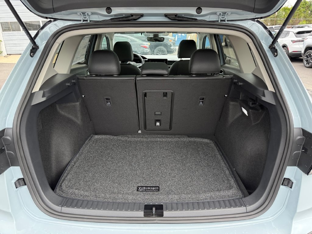 New 2027 Volkswagen Taos SE AWD/4WD image 25