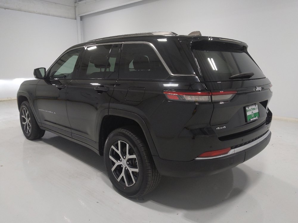 Used 2023 Jeep Grand Cherokee Limited AWD/4WD image 5