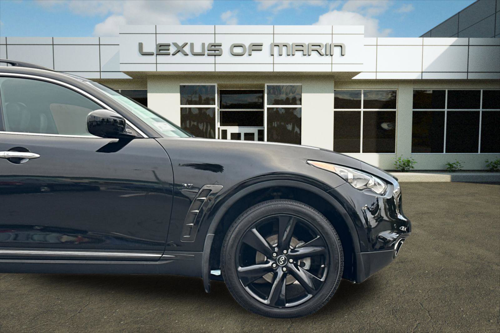 Used 2017 INFINITI QX70 AWD w/ Premium Package image 35